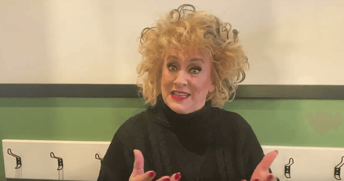 Karinbloemensteuntjein de rug